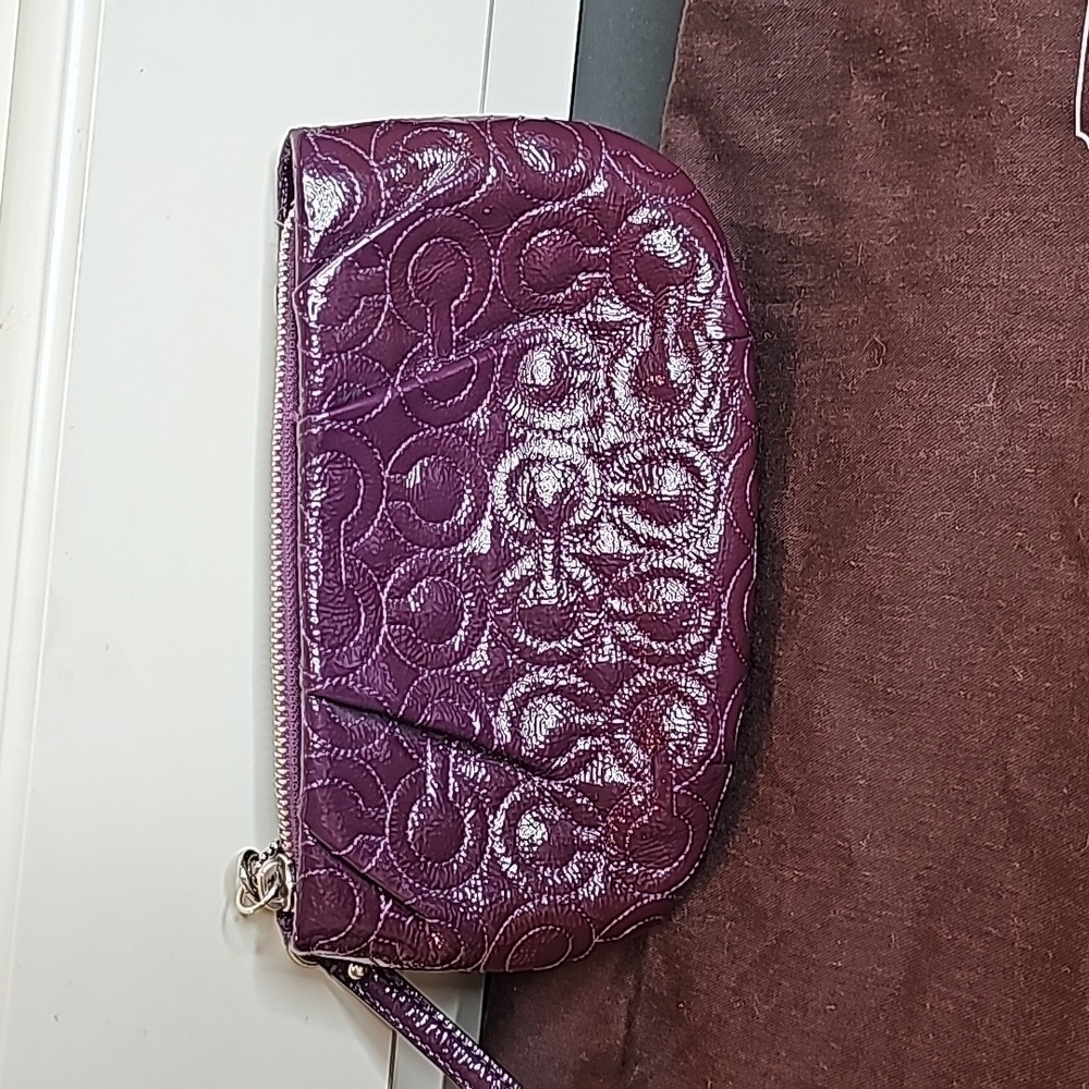 Coach Plumb Parent Leather "C" Pattern Wristlet -… - image 4